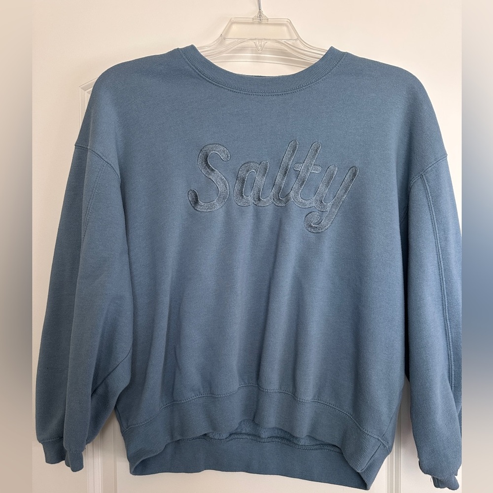 🌊 Coastal Salty Embroidered Sweatshirt - Dusty Blue